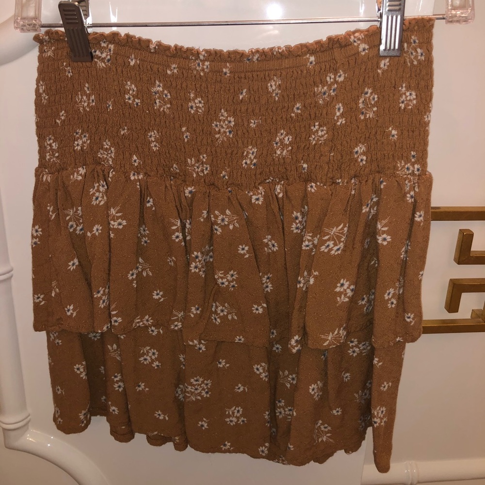 American Eagle floral skirt